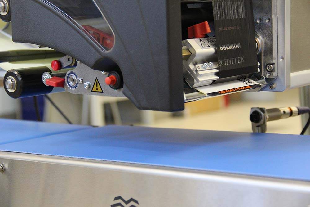 Принтер-аппликатор над весовым комлексом AMATA